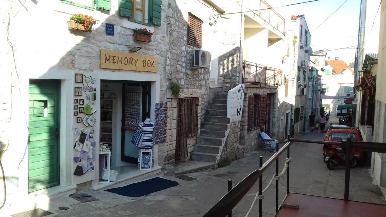 Apartments Mime - Small House Vodice Eksteriør billede