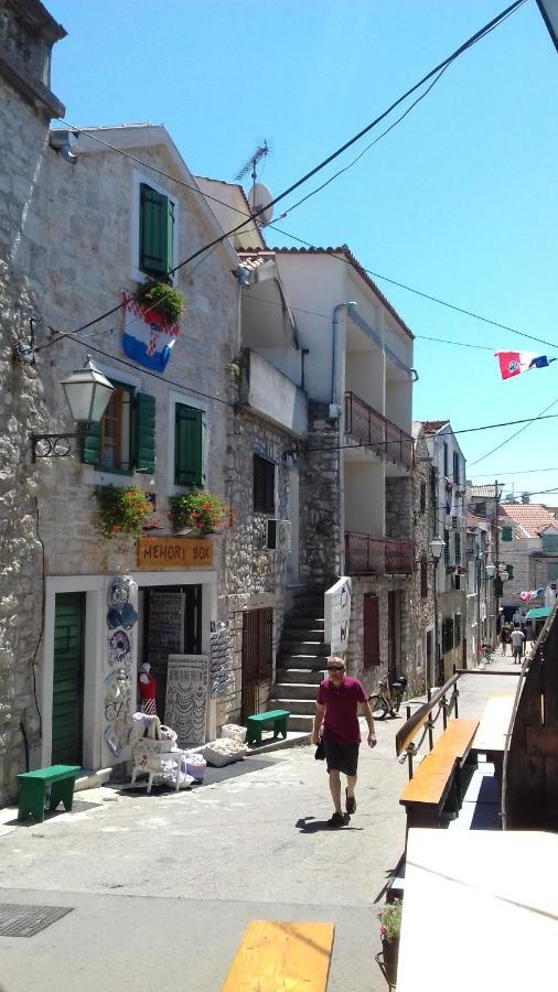 Apartments Mime - Small House Vodice Eksteriør billede